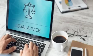 تقديم استشارات قانونية من محامي سعودي 2 تقديم استشارات قانونية