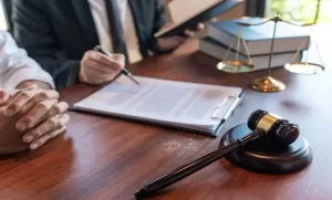 مكتب محاماة واستشارات قانونية سعودي 1 مكتب محاماة واستشارات قانونية